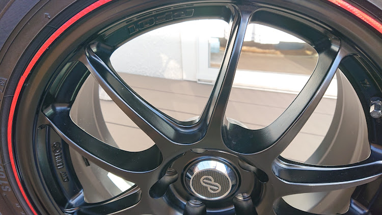 WRX S4のエンケイpf07・スタッドレス仕様・ホイールうります・17×7.5j+45に関するカスタム事例の投稿画像3枚目