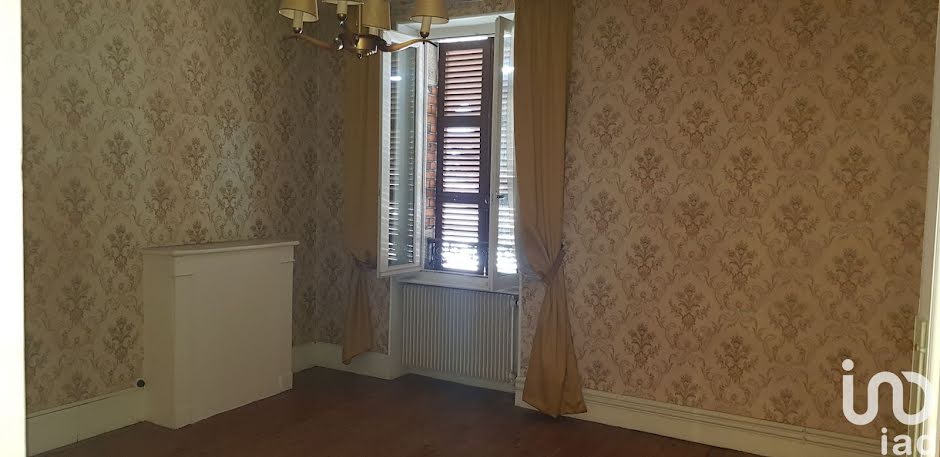 Vente appartement 4 pièces 80 m² à Montluçon (03100), 39 000 €