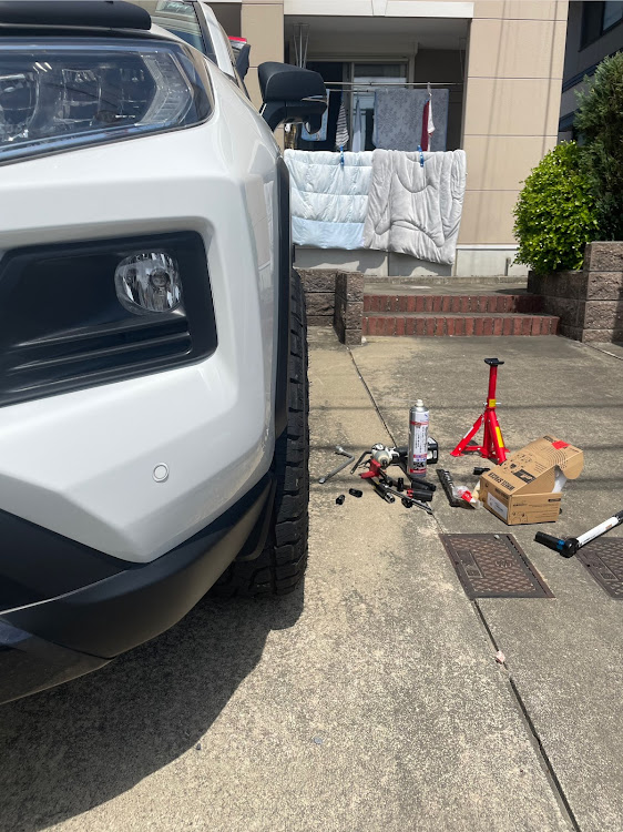 RAV4のデルタフォースオーバル・モンスタタイヤ(265/65/r17)・デルタフォース・ワイトレに関するカスタム事例の投稿画像3枚目