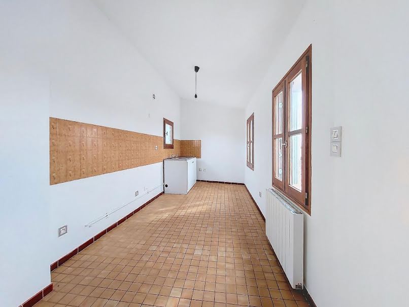 Vente appartement 3 pièces 68.72 m² à Manosque (04100), 102 000 €