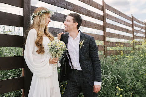 Fotógrafo de casamento Marina Kiseleva (marni). Foto de 26 de agosto 2017