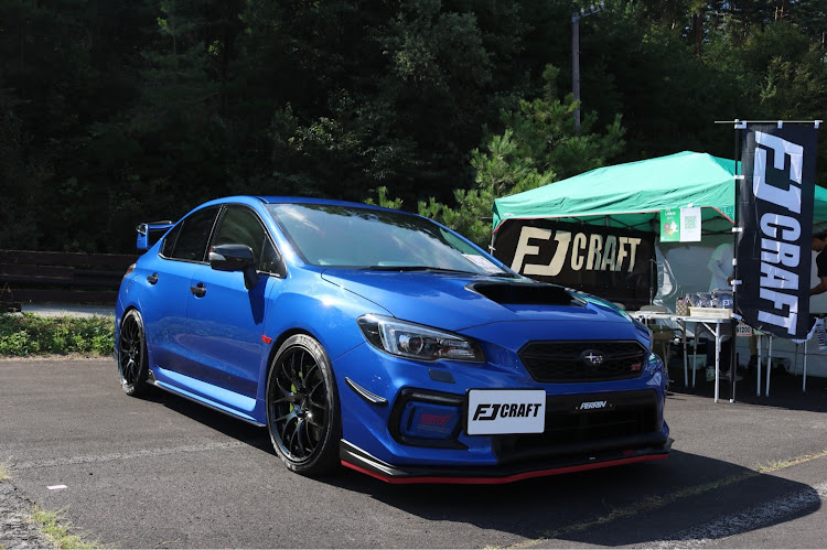 WRX STIのこだわり車外パーツ・FJCRAFT・WRX STI・ＶＡＢ・STIに関するカスタム事例の投稿画像1枚目