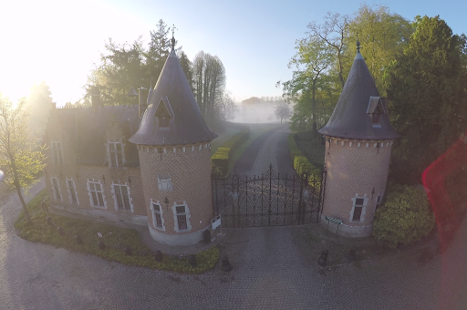 Kasteel Van Ooidonk, Ingang tot Domein