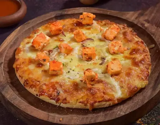 Chilli Paneer Pizza