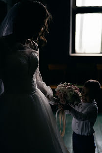 Bryllupsfotograf Elena Molodzyanovskaya (molodzyanovskaya). Bilde av 3 april 2022