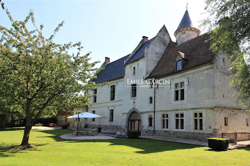 Property with pool 1