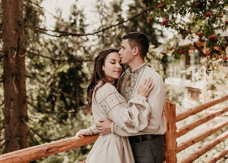 Fotógrafo de casamento Nata Kashevko (ptashka). Foto de 17 de dezembro 2018