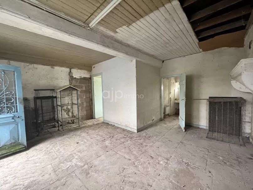 Vente propriété 3 pièces 40 m² à Beaune (21200), 40 000 €