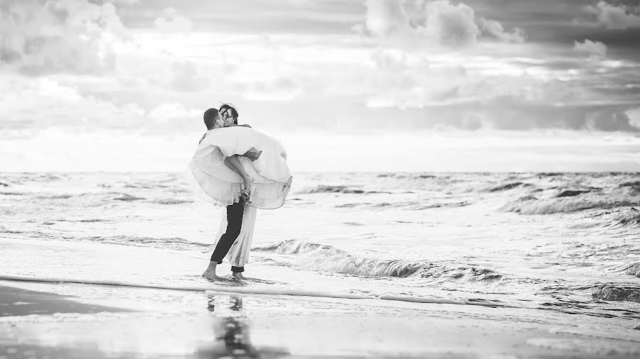 Fotografo di matrimoni Marek Lubacz (lubacz). Foto del 31 ottobre 2015