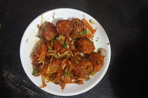 Chicken Manchurian Momos