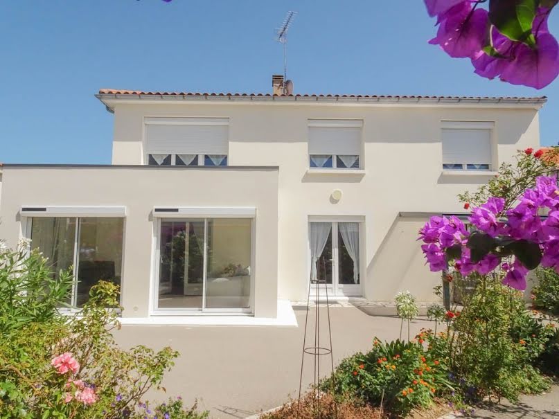 Vente maison 8 pièces 201 m² à La Rochelle (17000), 595 000 €