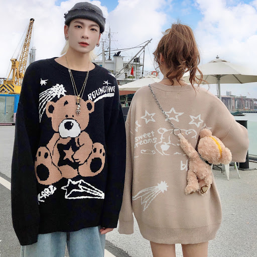 Title 5, Trendy Net Red Bear Sweater Men and Women Natio...