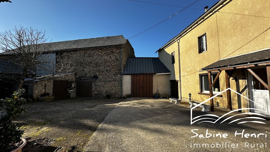 Vente ferme 7 pièces 165 m² à La Salvetat-Peyralès (12440), 232 000 €