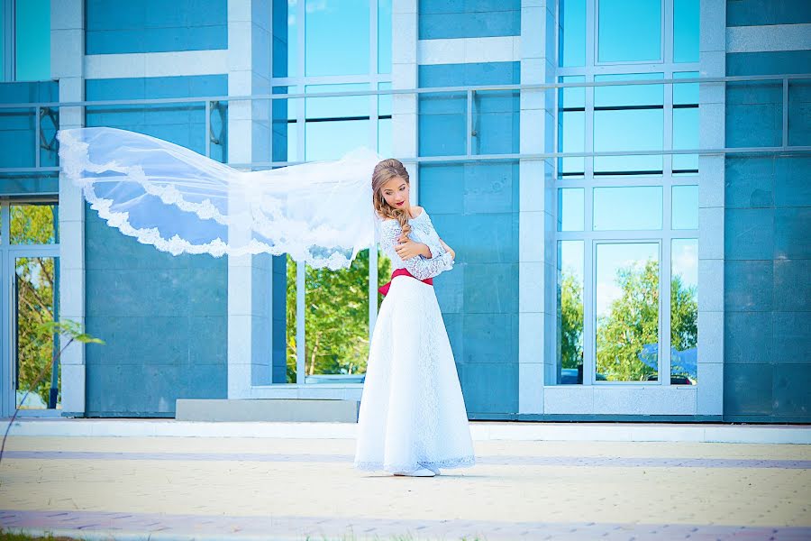 Wedding photographer Anastasiya Vdovina (kolibri77707). Photo of 7 October 2016