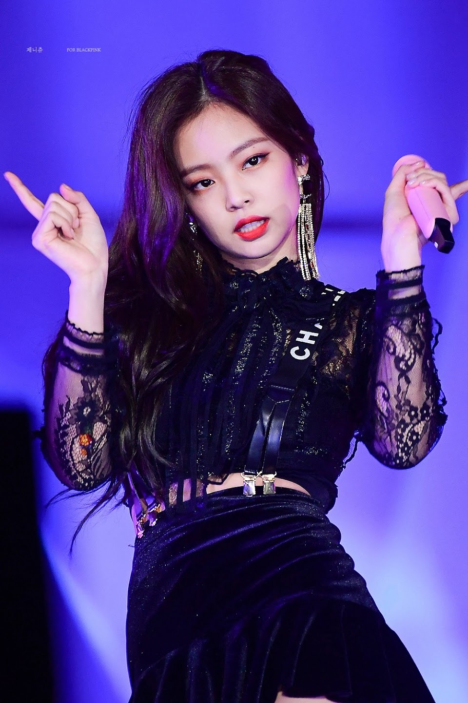 TOP 10 Sexiest Outfits Of BLACKPINK Jennie (30+ Photos) - Koreaboo
