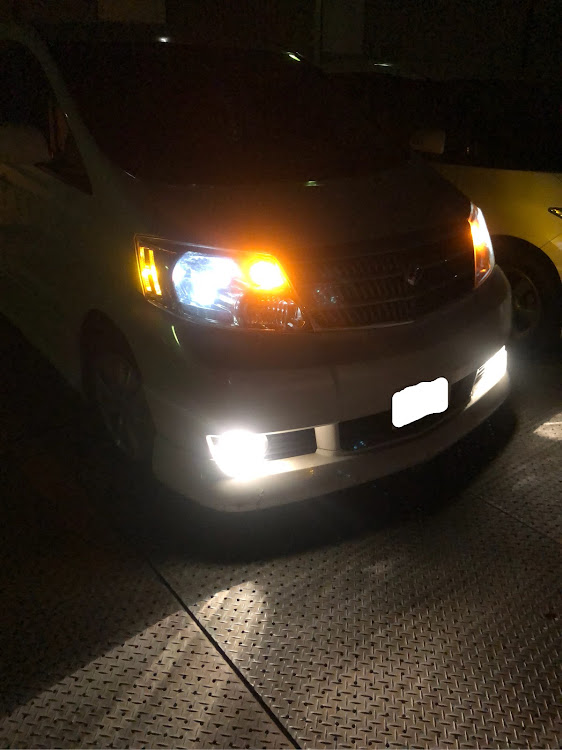 アルファードのDIY・LEDウインカーポジション・LEDポジションに関するカスタム事例の投稿画像4枚目