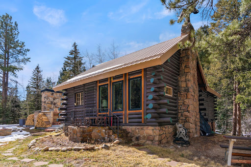 Log cabin with stone chimney - Luxury property for sale in Lyons, 7 bedrooms