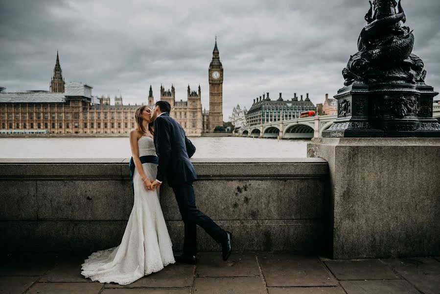 Fotografo di matrimoni Simone Olivieri (simoneolivieri). Foto del 16 marzo 2020