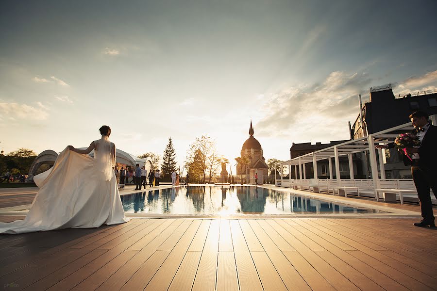 Fotógrafo de casamento Evgeniya Pavlovich (j-pavlovich). Foto de 18 de junho 2016