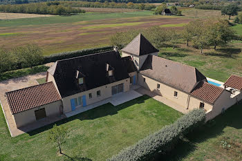 maison à Tauriac (46)