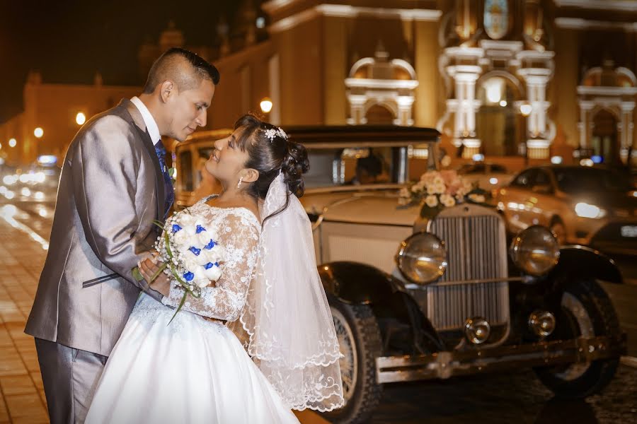 Fotógrafo de bodas Julio Urquiaga (juliourquiaga). Foto del 19 de marzo 2016