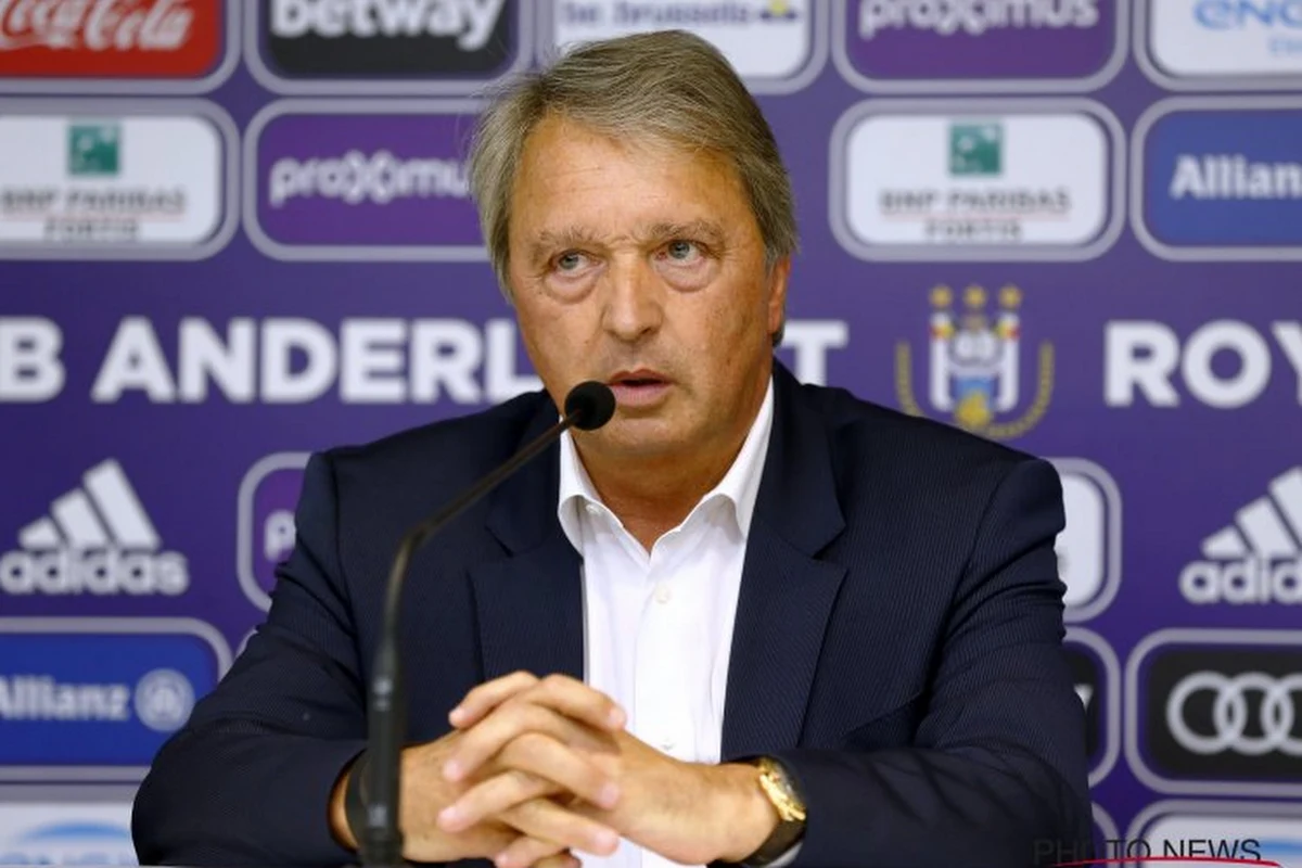 Van Holsbeeck over miljoenendeal die Anderlecht bewust niet sloot: "Hij was bereid om alles bij AA Gent af te blazen en hier te tekenen"