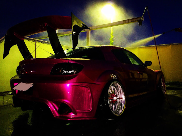 RX-8のGTウィングに関するカスタム事例の投稿画像1枚目