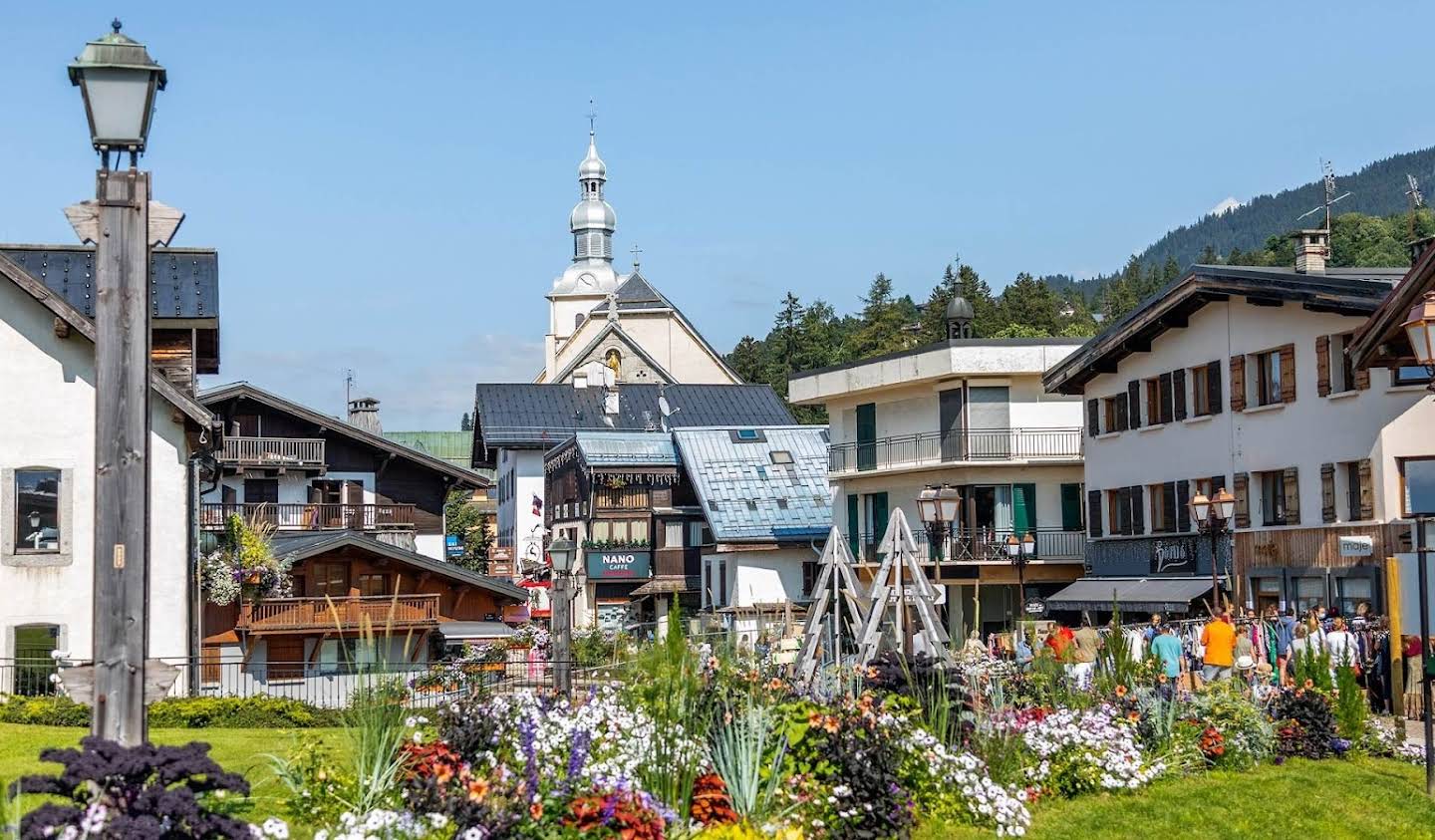 Chalet with terrace Demi-Quartier