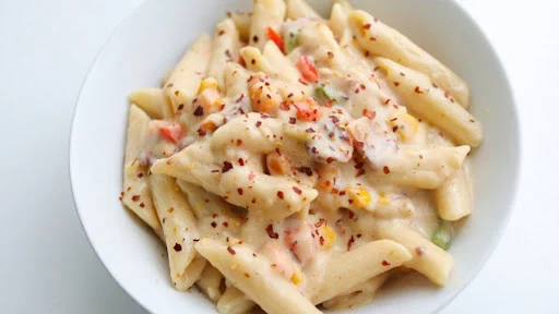 Veg Cheese White Sauce Pasta