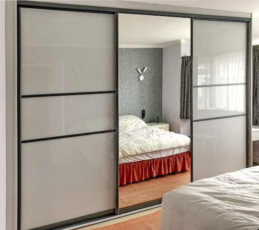 3-Door Sliding Wardrobe