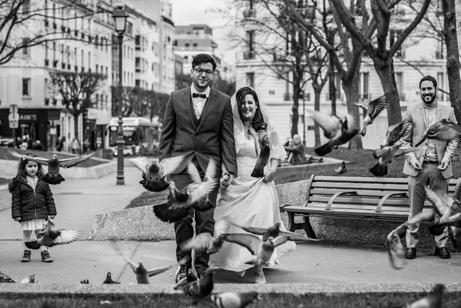 Fotógrafo de casamento Vadim Kochetov (nicepicparis). Foto de 21 de março 2019