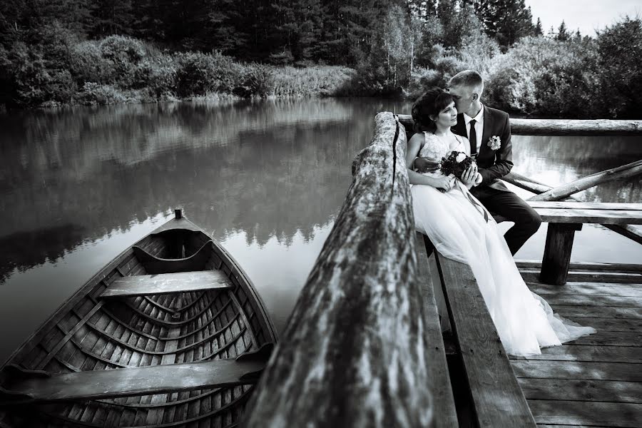 Wedding photographer Vladislav Nekrasov (stepmystep). Photo of 21 August 2019