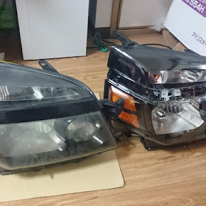 ヴォクシー AZR60G