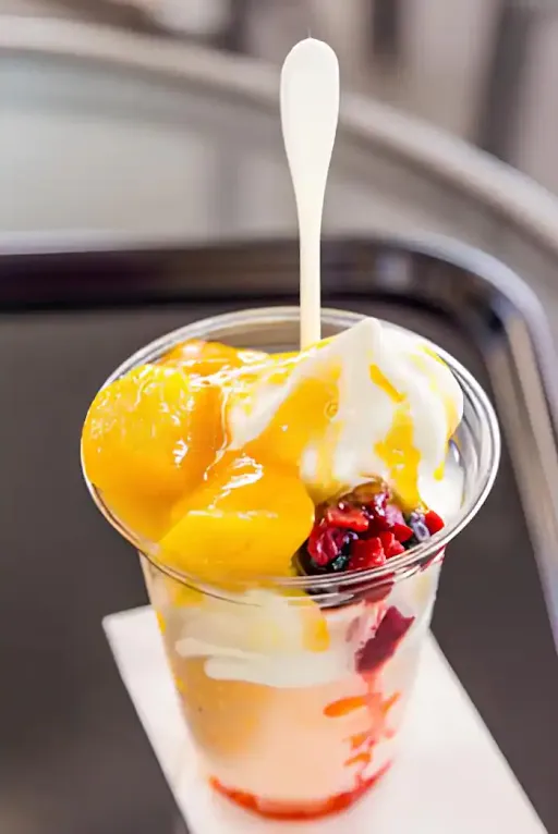 Mighty Mango Sundae