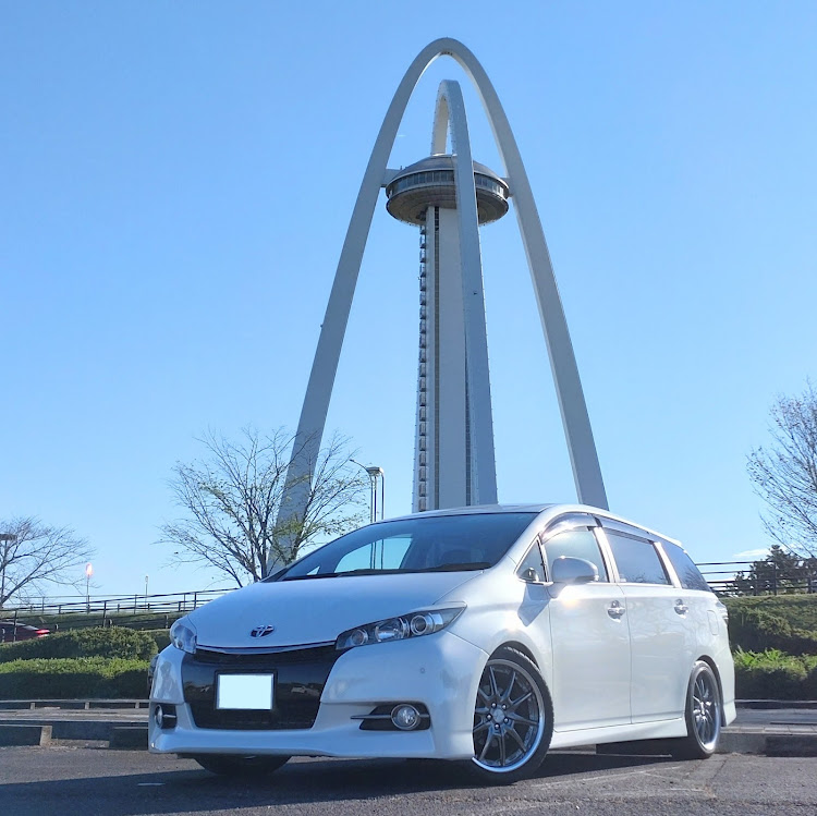 ウィッシュの夜の車内空間・エンブレムチューン・ハセプロマジカルカーボンNEO・撮り溜め写真に関するカスタム事例の投稿画像14枚目