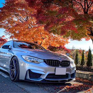 M4 クーペ F82