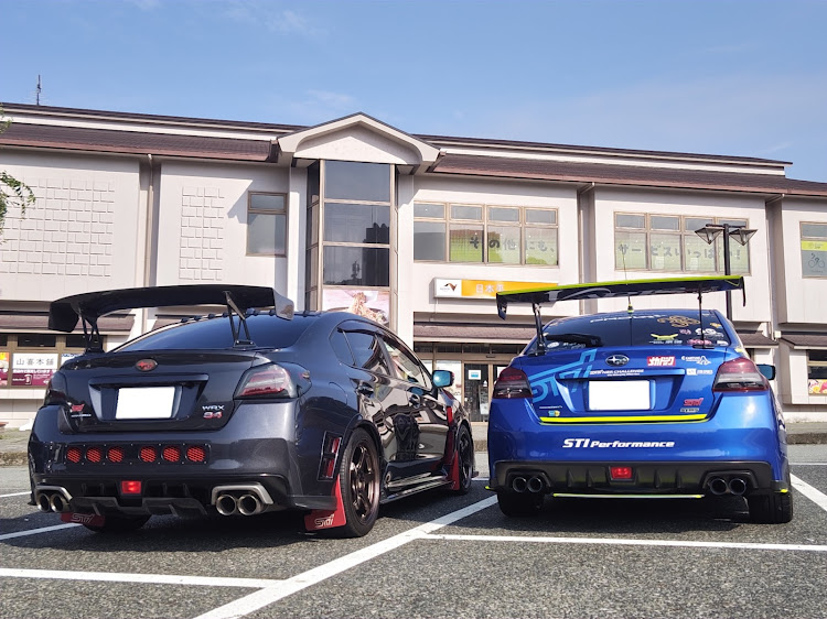 WRX STIの蛍光イエロー・自然に溶け込む⁉️・こっそりリニューアル計画中🙊・遠征・日本平に関するカスタム事例の投稿画像3枚目