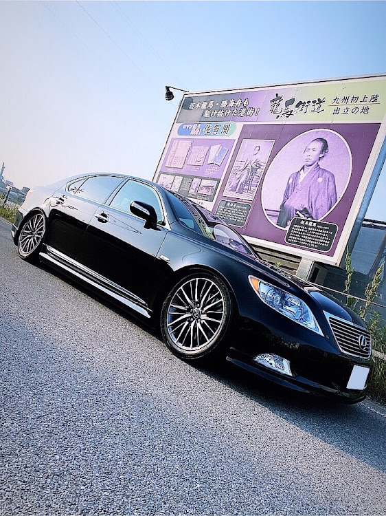 LSのLS460・大分・闇の帝王・梅雨入りに関するカスタム事例の投稿画像1枚目