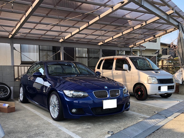 3シリーズ カブリオレのタイヤ交換に関するカスタム事例の投稿画像1枚目