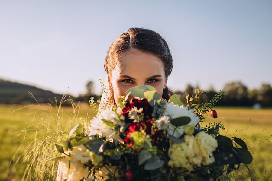 Wedding photographer Kristýna Zbíralová (kikzbiralova). Photo of 5 January 2022