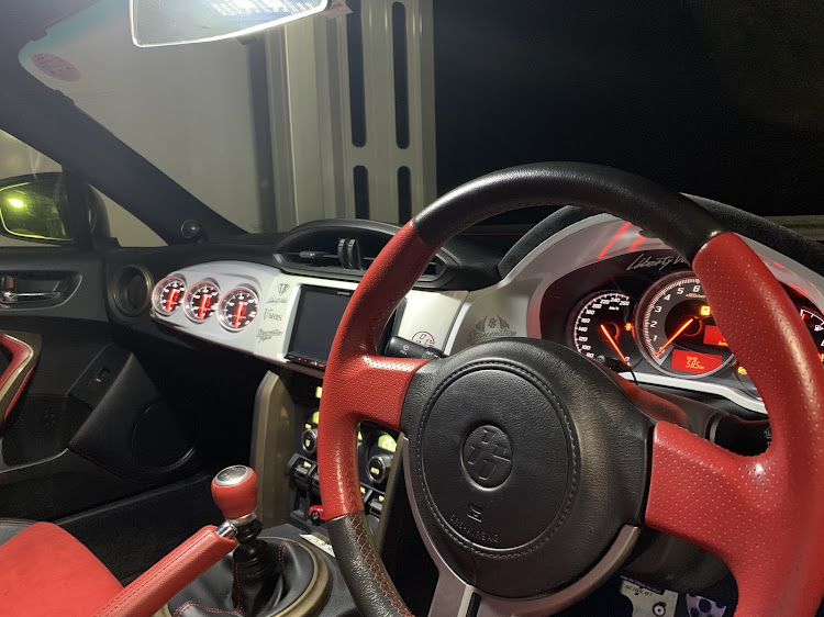 86のZN6・zc6・86・BRZ・frsに関するカスタム事例の投稿画像3枚目