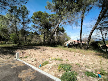 terrain à La Roque-d'Anthéron (13)