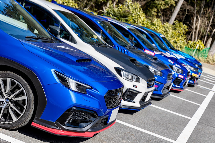WRX STIのサンシャインワーフ神戸・峠ステッカーGET・美浜サーキット・焼きバナナに関するカスタム事例の投稿画像5枚目