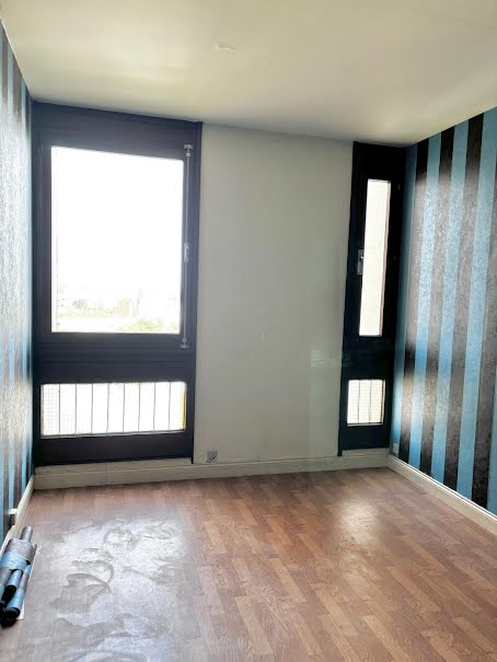 Vente appartement 3 pièces 62 m² à Bourges (18000), 49 500 €