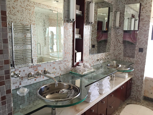 A Penthouse Suite bathroom on Celebrity Infinity. 