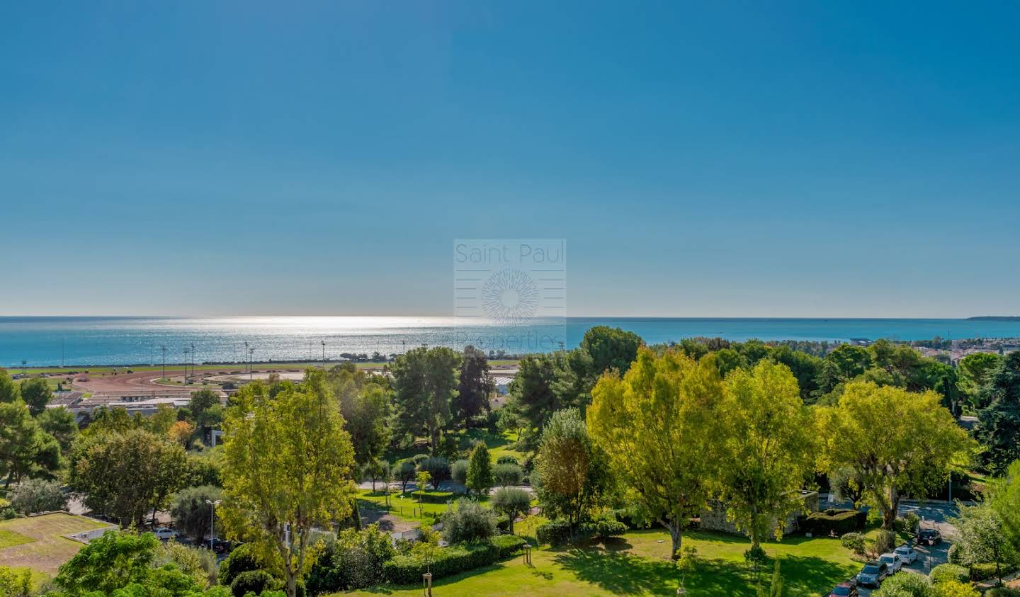 Apartment with terrace Cagnes-sur-Mer