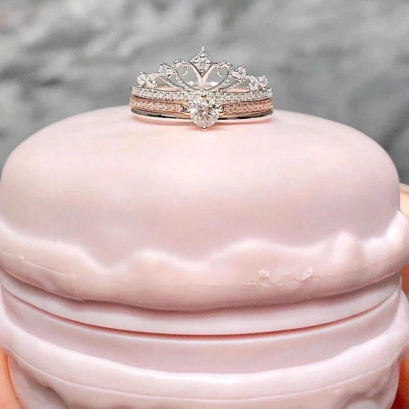 Bague Moissanite Castle Fireworks Couronne Or Blanc et Or Bicolore Double Port Femme
