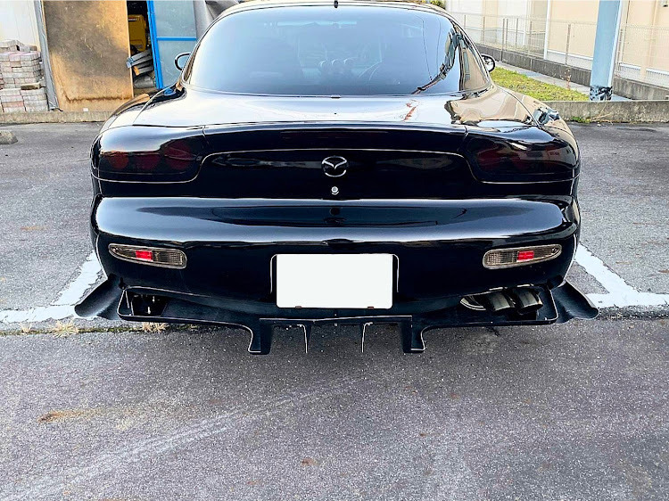 RX-7のFD3S・スポーツカー女子・ディフューザー取り付け・作業お手伝いありがとう♪・今日はホワイト大晦日に関するカスタム事例の投稿画像8枚目