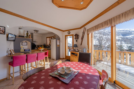 House with terrace 1
