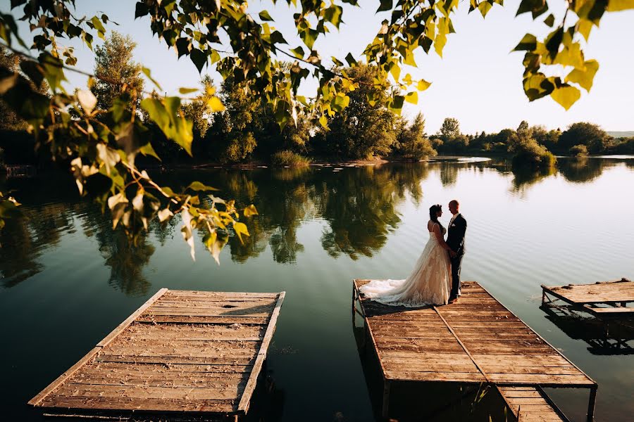 Svatební fotograf Márton Bodolai (bodolai). Fotografie z 23.června 2019